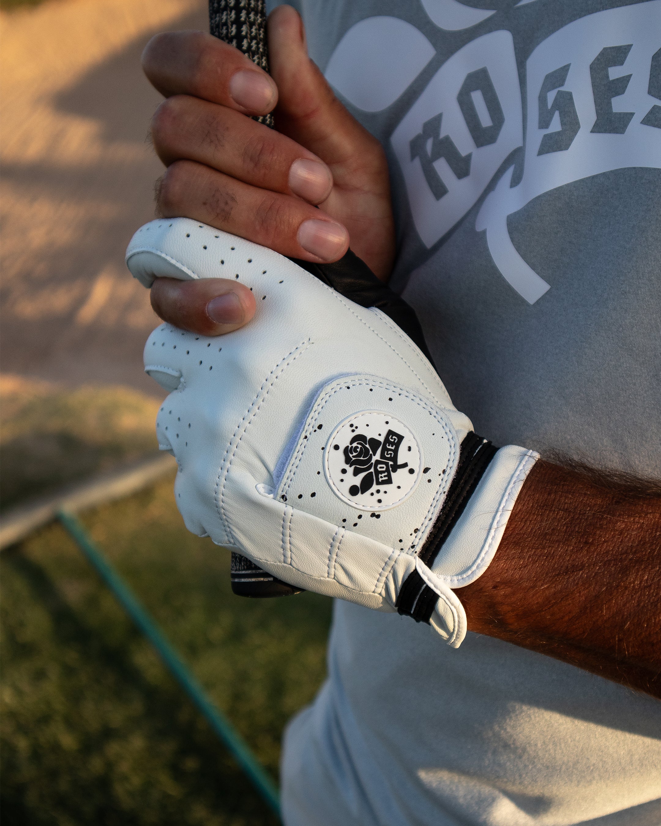 LA Roses Players Glove